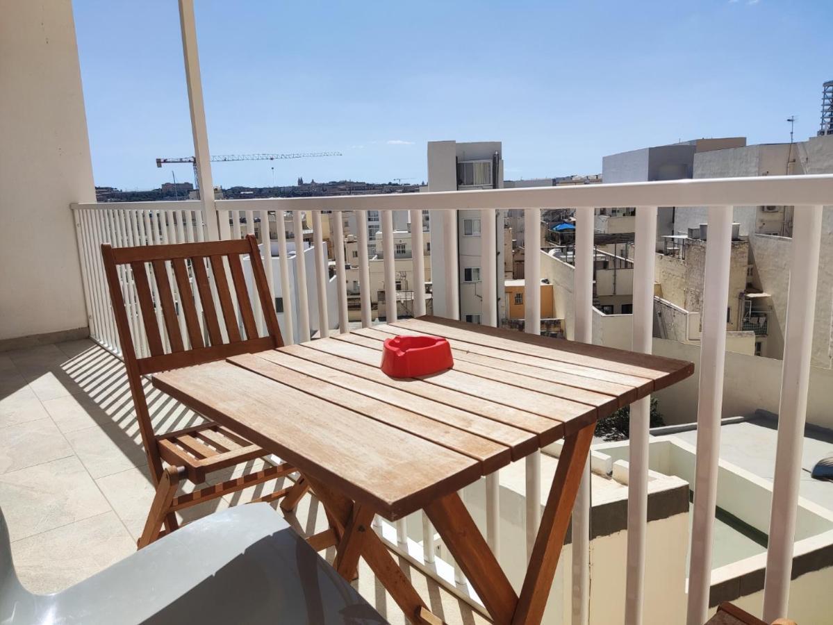 Modern Apartment In Gzira Exteriör bild