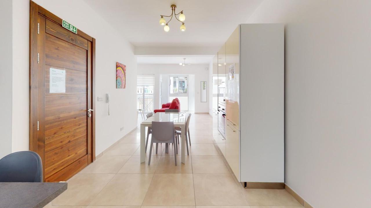 Modern Apartment In Gzira Exteriör bild